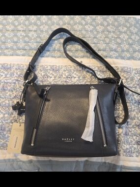 RADLEY LONDON Navy Pebbled Leather Crossbody Shoulder Bag with Dual Front Zips